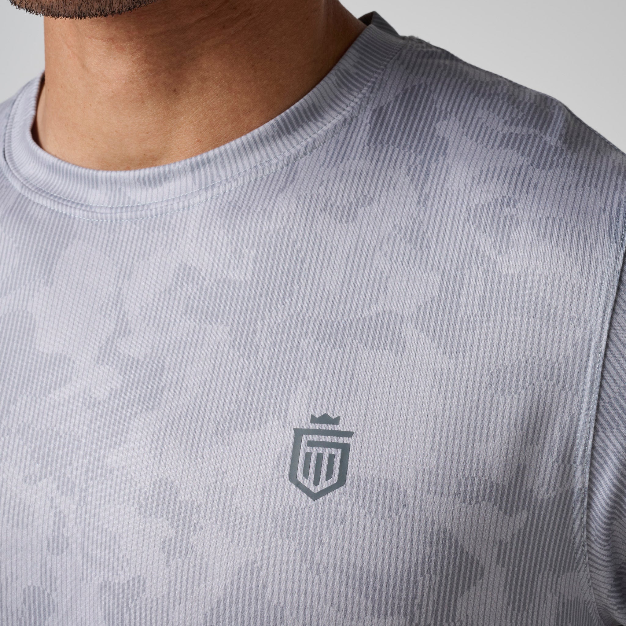 Core Tech Tee Ash Gray Camo – Greatness Wins
