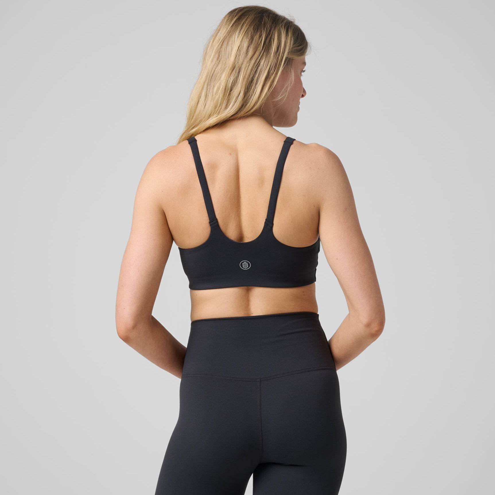 Motion V Neck Bra