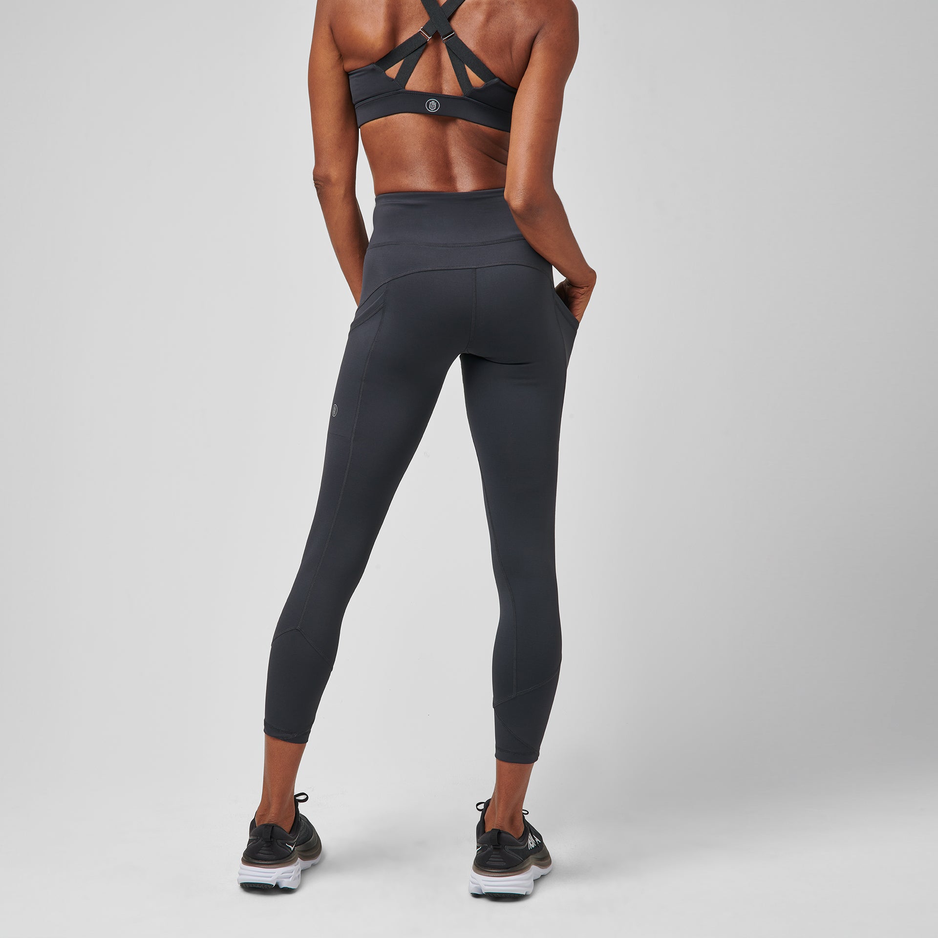 HIGH OUTPUT SPORTS LEGGING Black – Greatness Wins